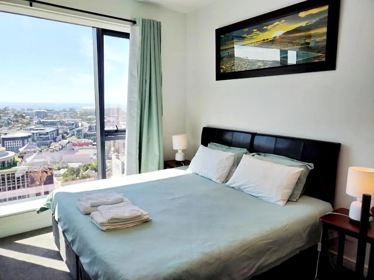 Rubik Luxury Self-Catering Apartment Cape Town